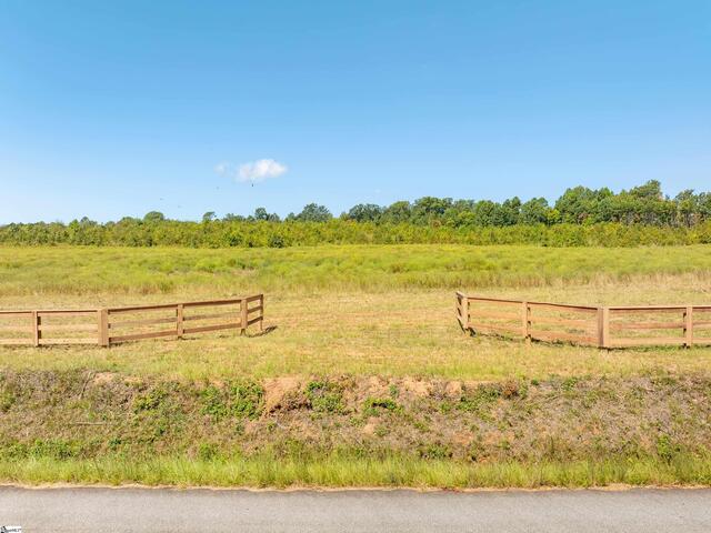 Photo of 03 Hood Road