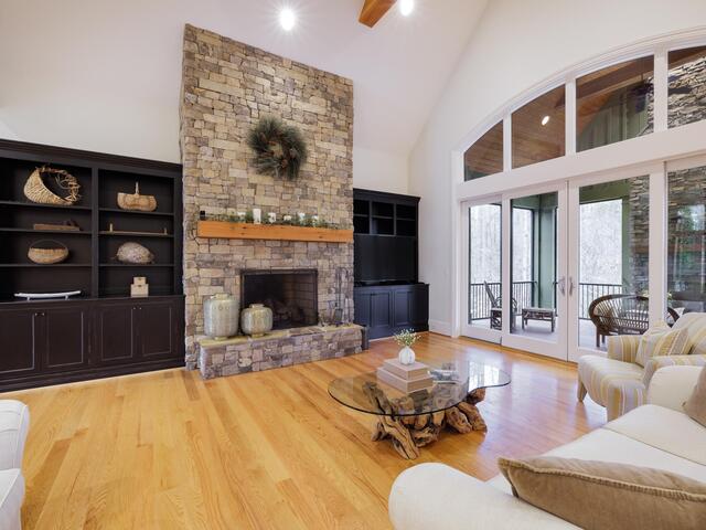 Photo of 210 Thompson Road