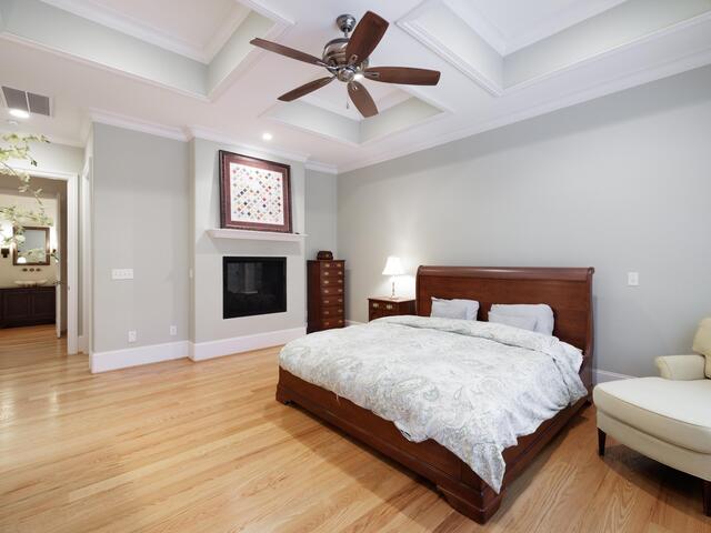 Photo of 210 Thompson Road