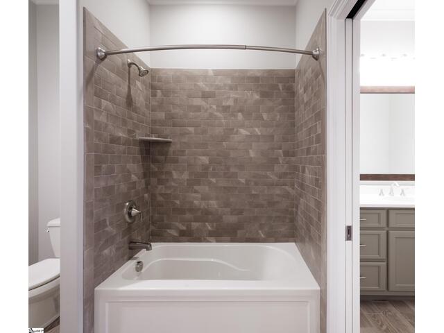 Photo of 210 Thompson Road