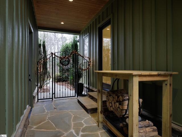 Photo of 210 Thompson Road