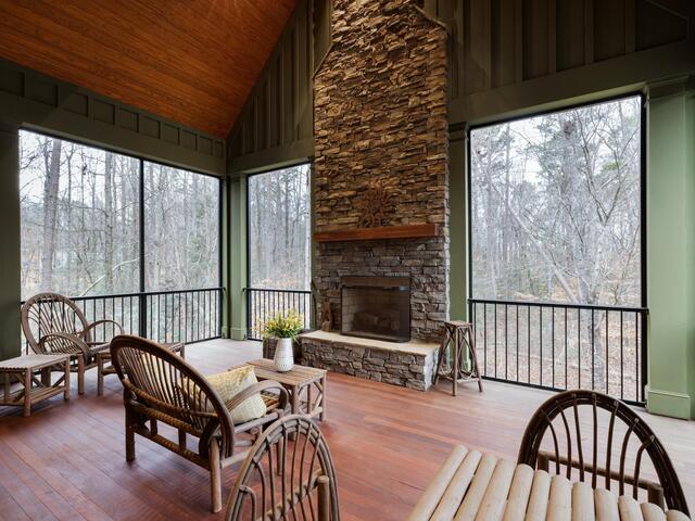 Photo of 210 Thompson Road