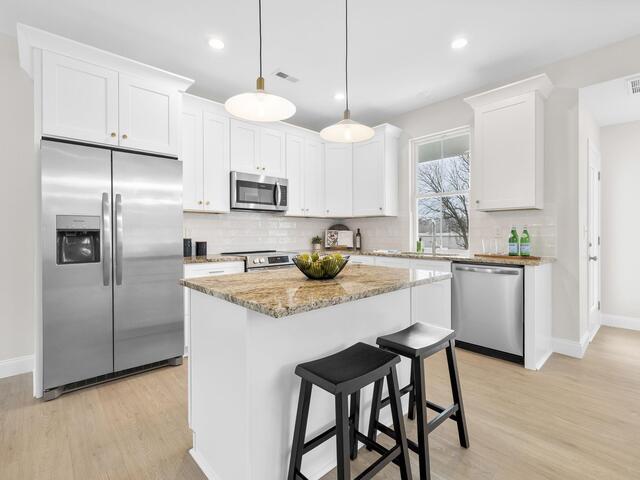 Photo of 1650 Clement Road