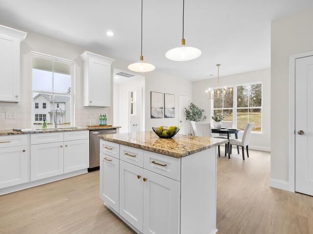 Photo of 1650 Clement Road