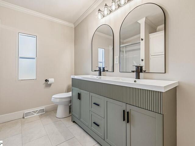 Photo of 163 Canterbury Place