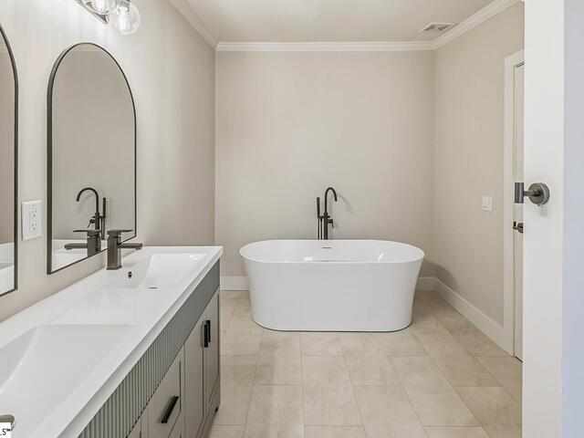 Photo of 163 Canterbury Place