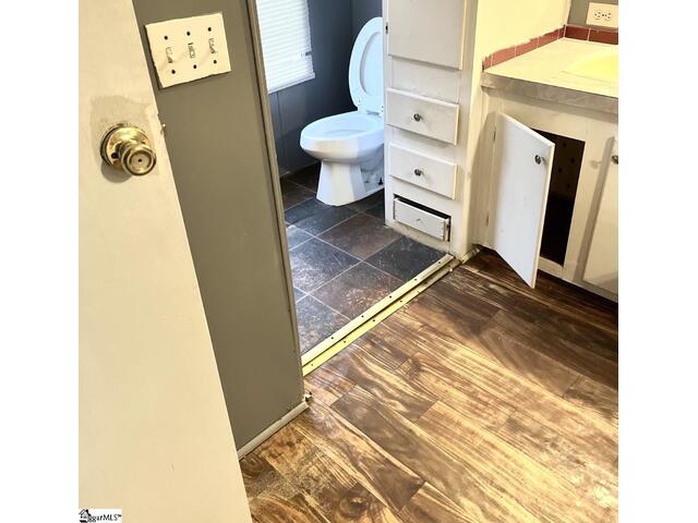 Photo of 123 WHITE HORSE ROAD Extension