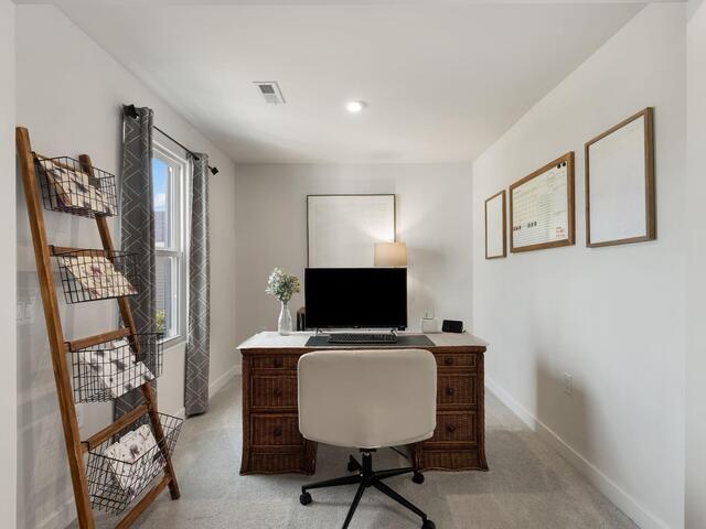 Photo of 402 Edgehill Court