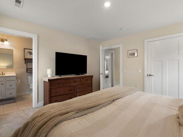 Photo of 402 Edgehill Court