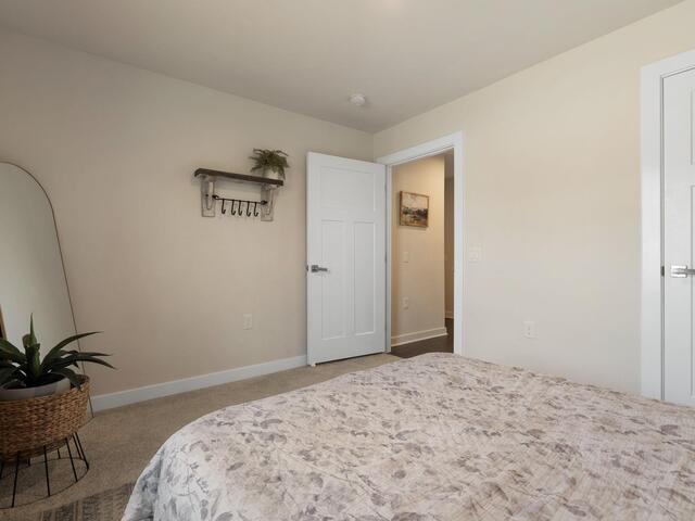 Photo of 402 Edgehill Court