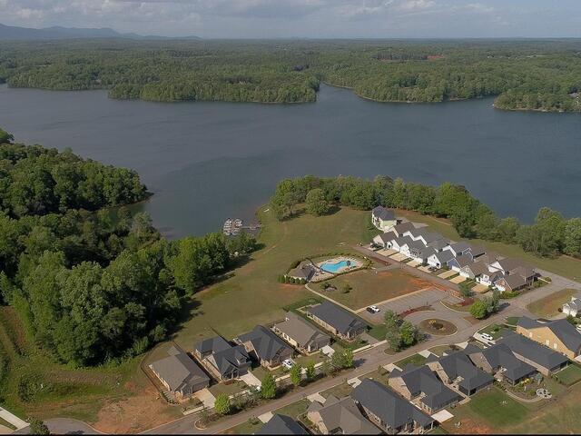 Photo of 201 Stillwaters Bay Drive