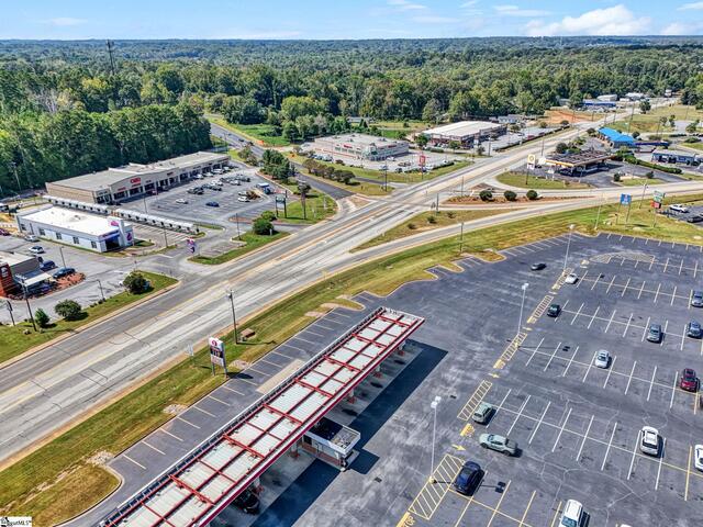 Photo of 790 E MAIN Street