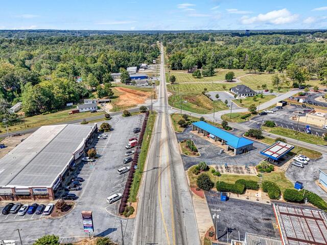 Photo of 790 E MAIN Street