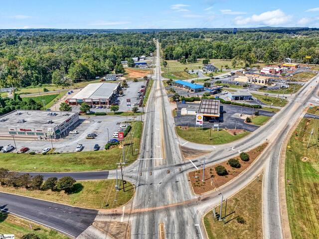 Photo of 790 E MAIN Street