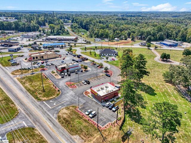 Photo of 790 E MAIN Street