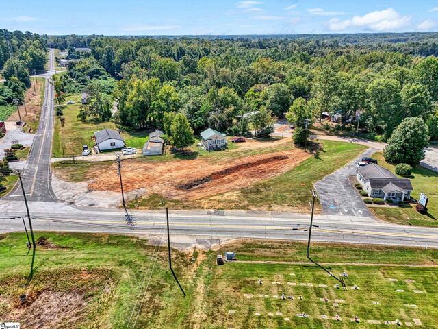 Photo of 790 E MAIN Street