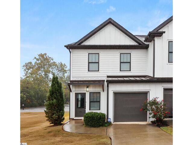 Photo of 136 Park Avenue