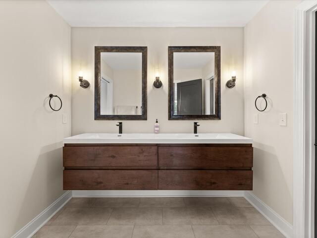 Photo of 136 Park Avenue