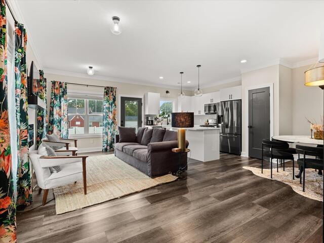 Photo of 136 Park Avenue