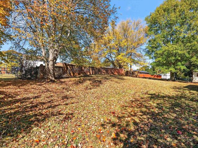 Photo of 519 Longview Terrace