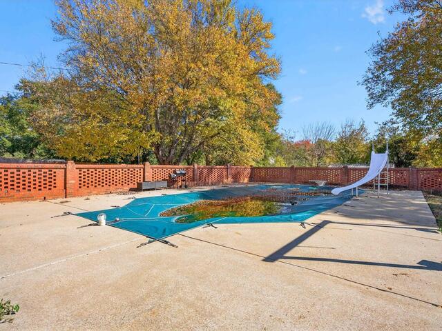 Photo of 519 Longview Terrace