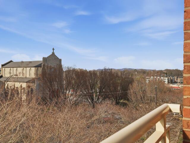 Photo of 400 N Main Street