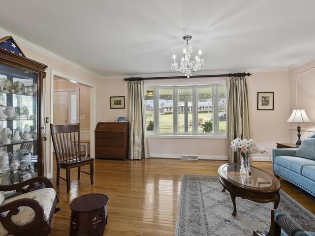 Photo of 126 Shannon Lake Circle