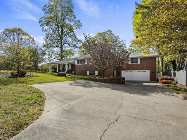 Photo of 126 Shannon Lake Circle