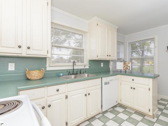 Photo of 705 Whitehall Road