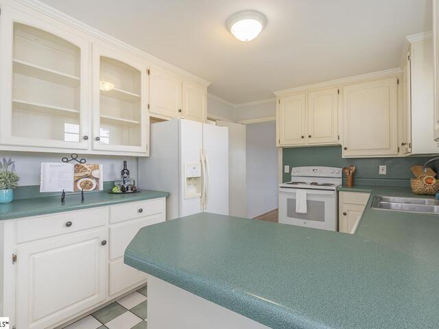 Photo of 705 Whitehall Road