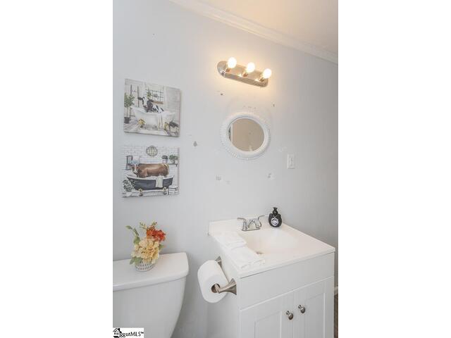 Photo of 705 Whitehall Road