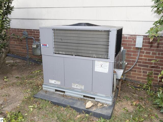 Photo of 705 Whitehall Road