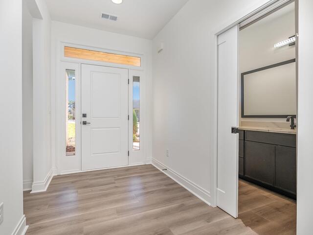 Photo of 313 Stillwaters Bay Drive