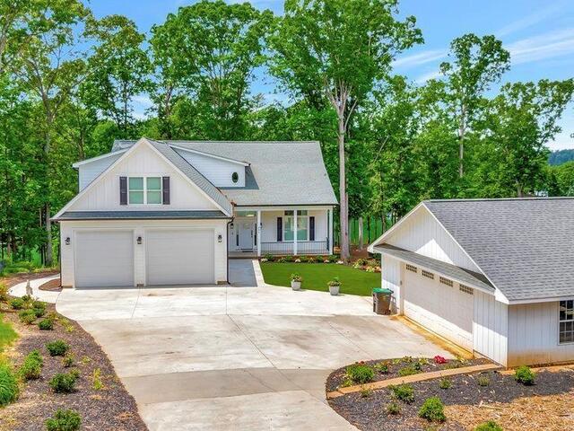 Photo of 401 Broadwater Circle