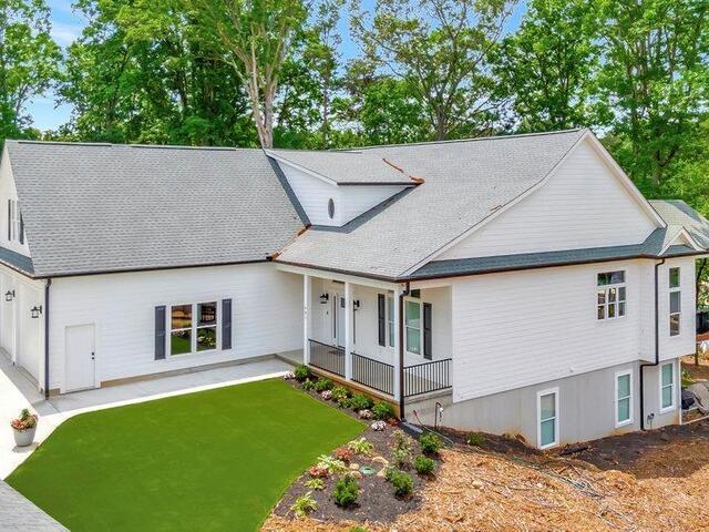 Photo of 401 Broadwater Circle