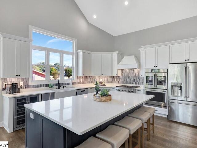 Photo of 401 Broadwater Circle