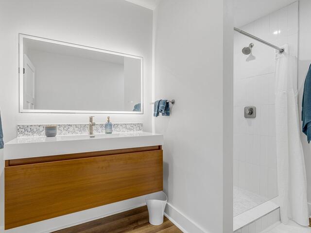 Photo of 1230 Melton Road
