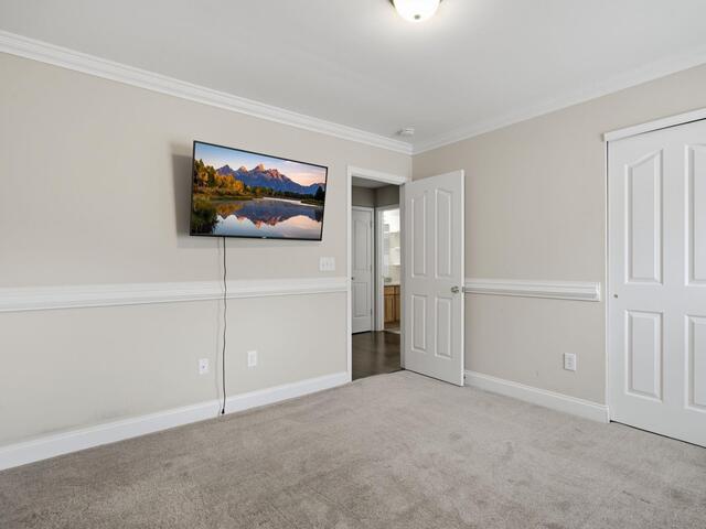 Photo of 202 River Terrace Court