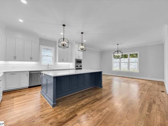 Photo of 202 Chestnut Pond Lane