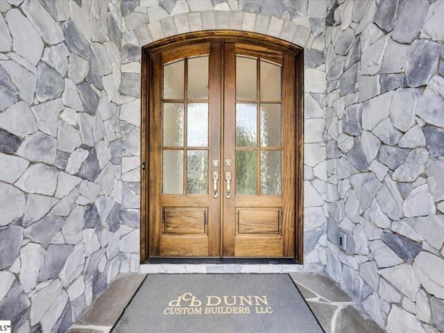 Photo of 202 Chestnut Pond Lane