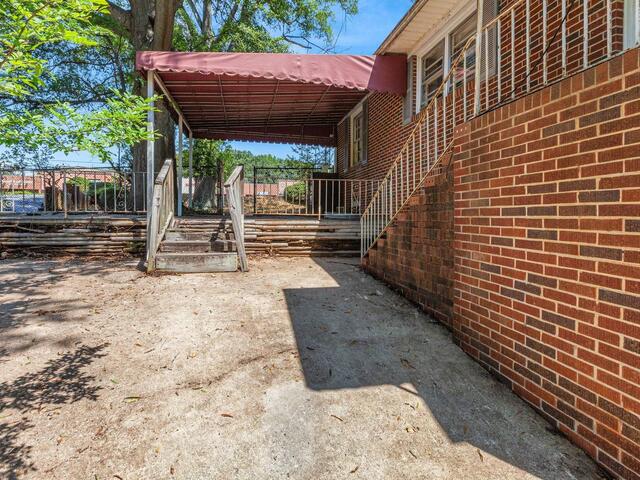 Photo of 104 E Butler Road