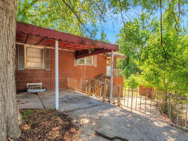 Photo of 104 E Butler Road