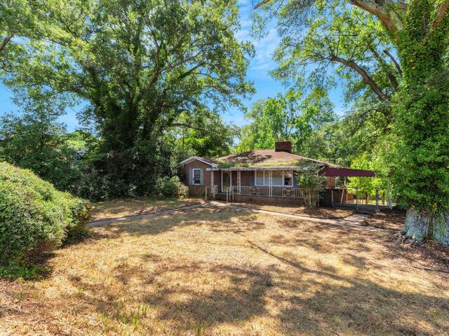 Photo of 104 E Butler Road