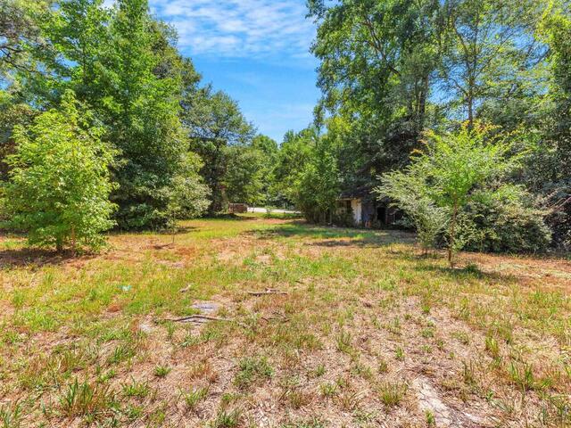 Photo of 104 E Butler Road