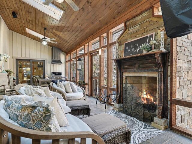 Photo of 2554 Deep Gap Farm Road