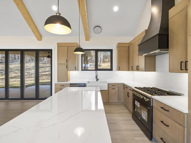 Photo of 125 E Peninsula Drive