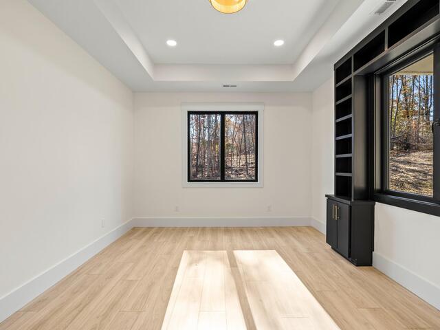 Photo of 125 E Peninsula Drive