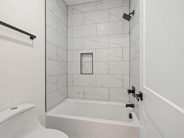 Photo of 125 E Peninsula Drive