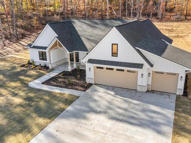 Photo of 125 E Peninsula Drive