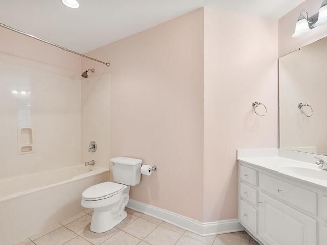 Photo of 6 Sproughton Court